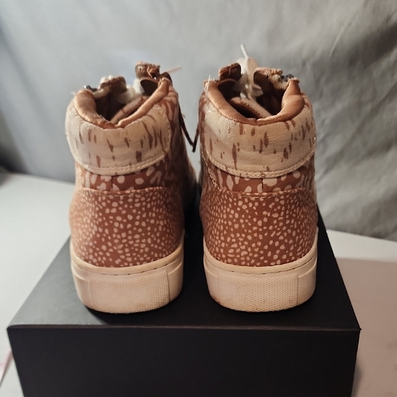 Universal Thread Tan High-Top Sneakers - Picture 3 of 6